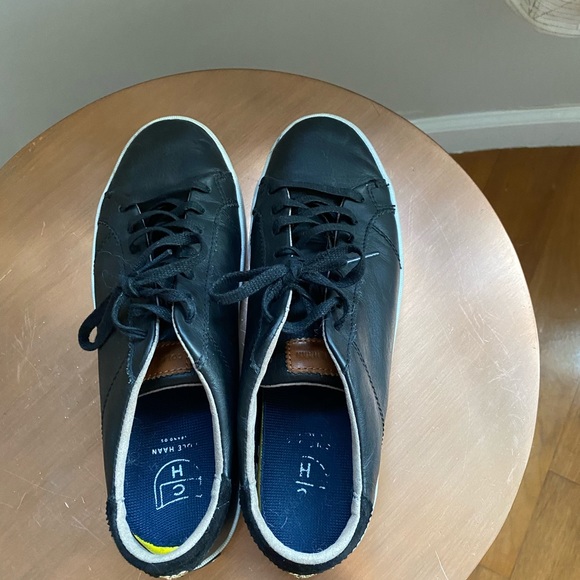 Margo Lace-Up Leather Sneaker - Picture 2 of 4